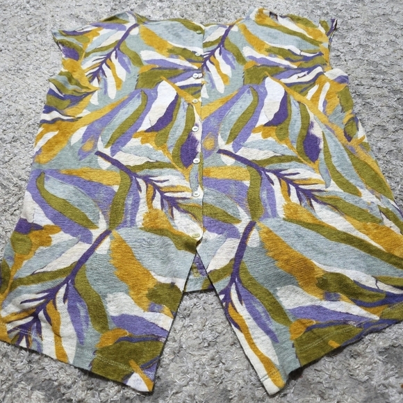 RACHEL ZOE 100% Linen Short Sleeve Multi Color Leaf Blouse, Button Back w/ Vent - Picture 8 of 15